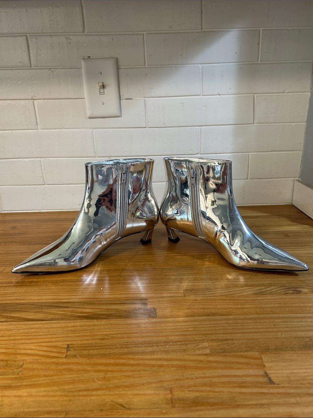 Gianni Bini Georginia Womens Metallic Silver Pointed Ankle Booties Size 6 M NWOB - Picture 3 of 11